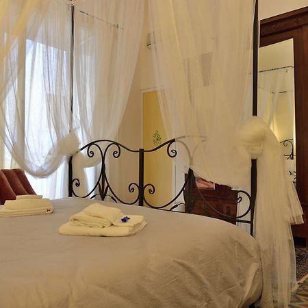 Bed and Breakfast Real Teatro Umberto I Palermo Exterior foto